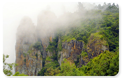 kodaikanal_pillarrocks.png